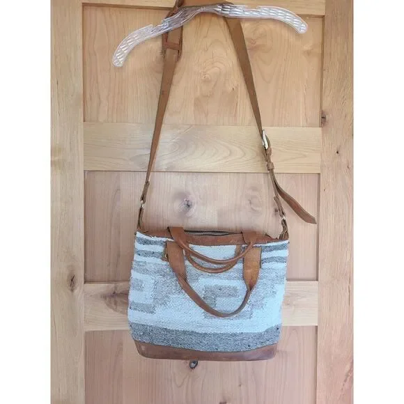 Woven + Hyde Southwestern Leather Cowgirl Western Festival Purse Handbag Fringe - Picture 8 of 10